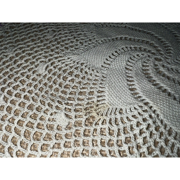 Vintage Large 13 inch Hand Crocheted Doily with Flowers - Picture 6 of 7